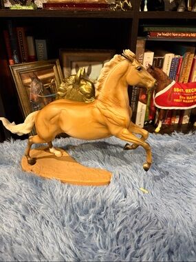 Traditional Breyer horse